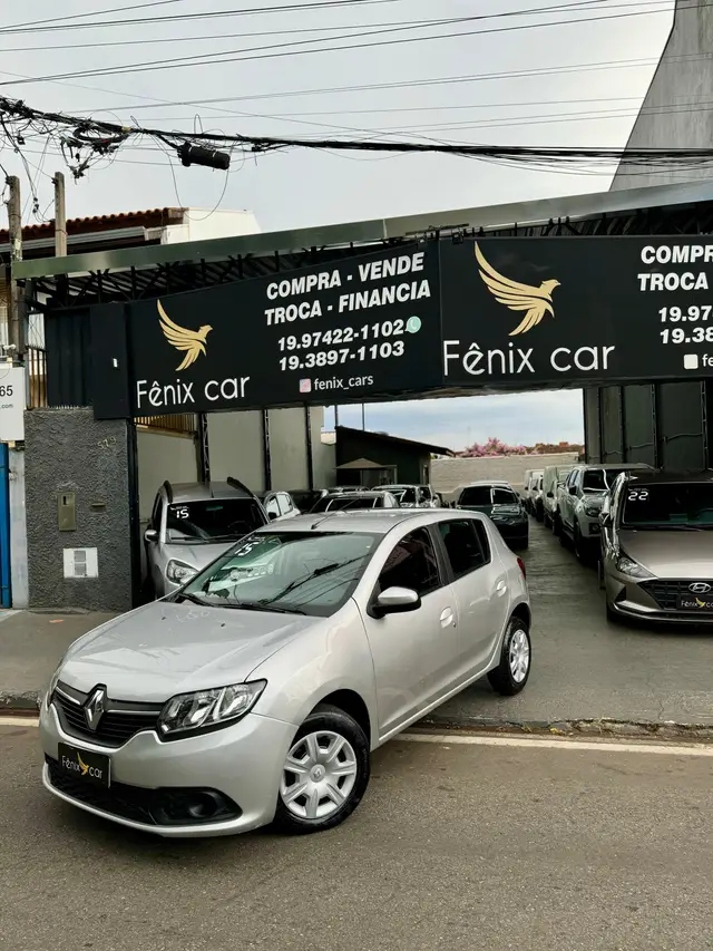 Carro Renault Sandero 2015 Expression 1.0 16V (Flex)