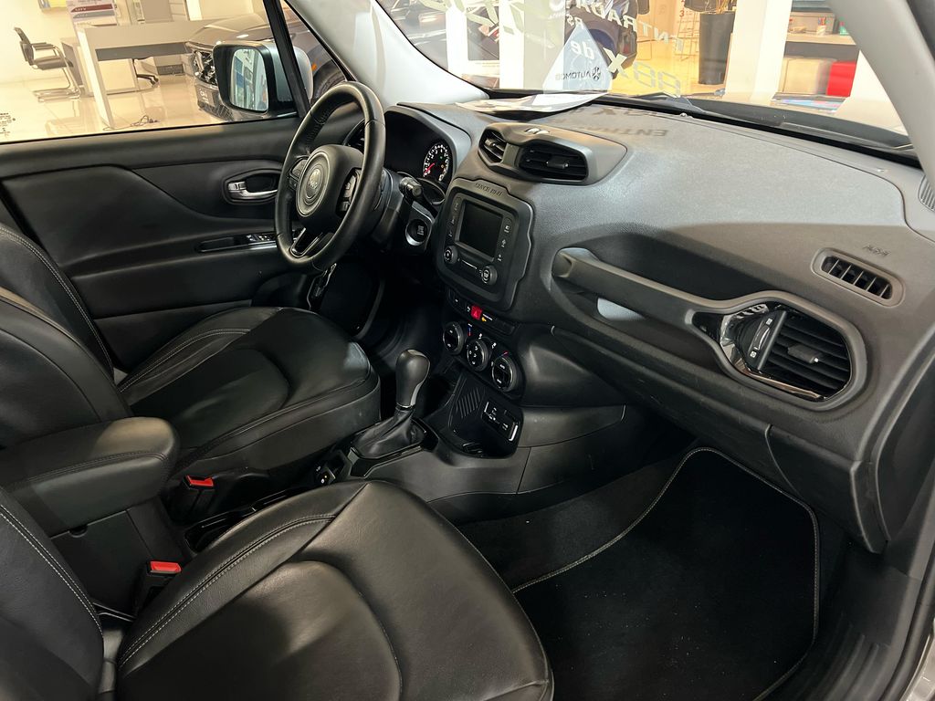 Renegade Limited 1.8 4x2 (Aut) (Flex)