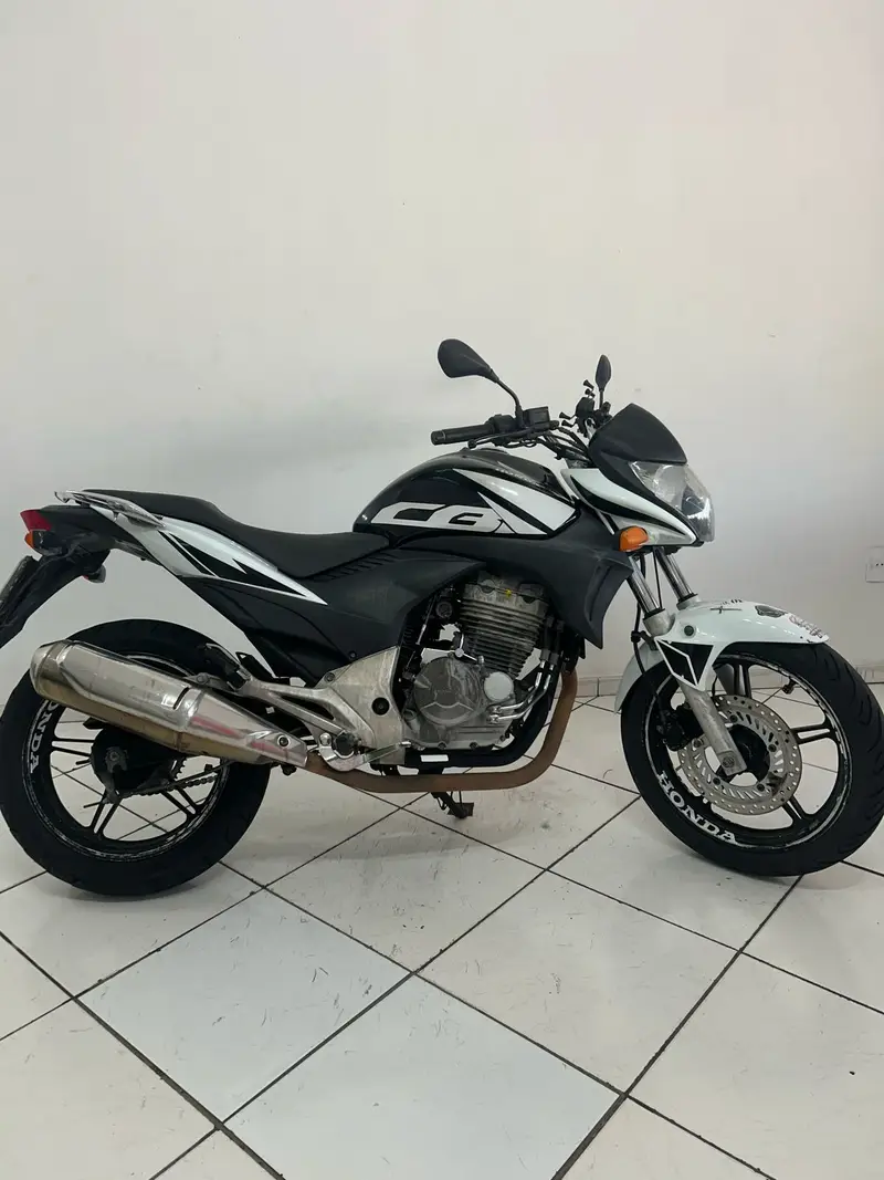 Honda CB 300R (ABS)