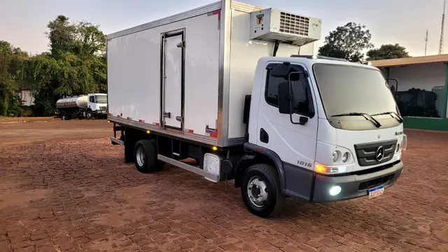 Carro Mercedes-Benz Accelo 2021 1016/46