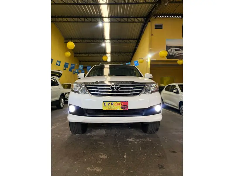 Toyota SW4 Hilux  2.7 4x2 SR (Flex)