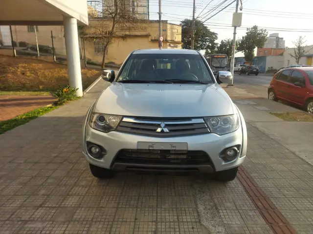 Carro Mitsubishi L200 Triton Sport 2016 3.2 DID-H HPE Auto 4WD
