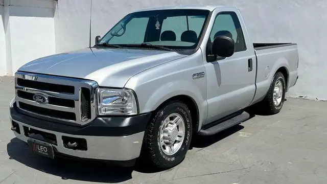 Carro Ford F-250 2008 XLT 4x2 3.9 (Cab Simples)