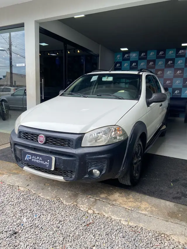 Carro Fiat Strada 2015 Working 1.4 (Flex) (Cabine Dupla)