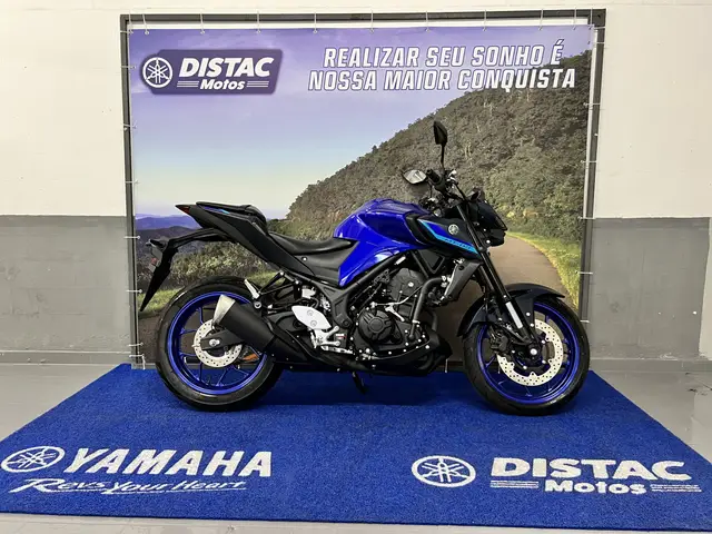 Carro Yamaha MT-03 2025 ABS