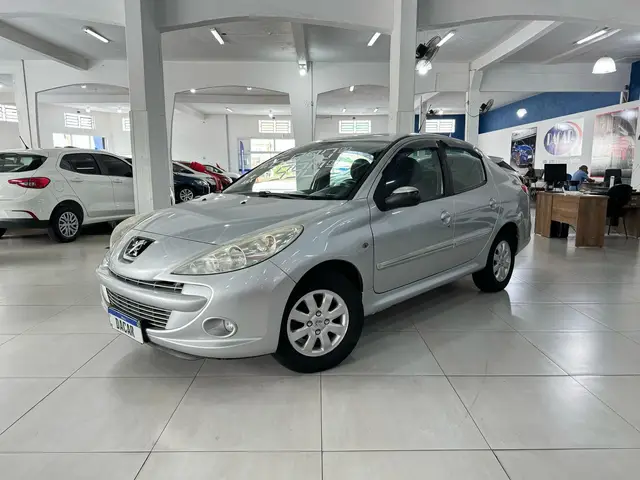 Carro Peugeot 207 Sedan 2013 207 Passion XR 1.4 8V (flex)