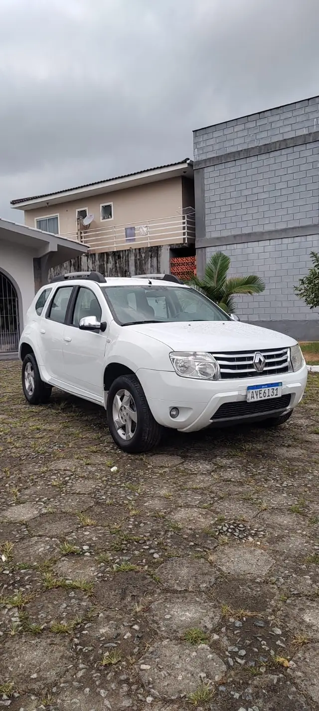 Carro Renault Duster 2014 2.0 16V Dynamique (Flex)