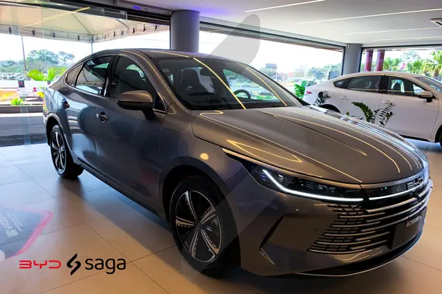 Carro BYD King 2025 DM-i GL