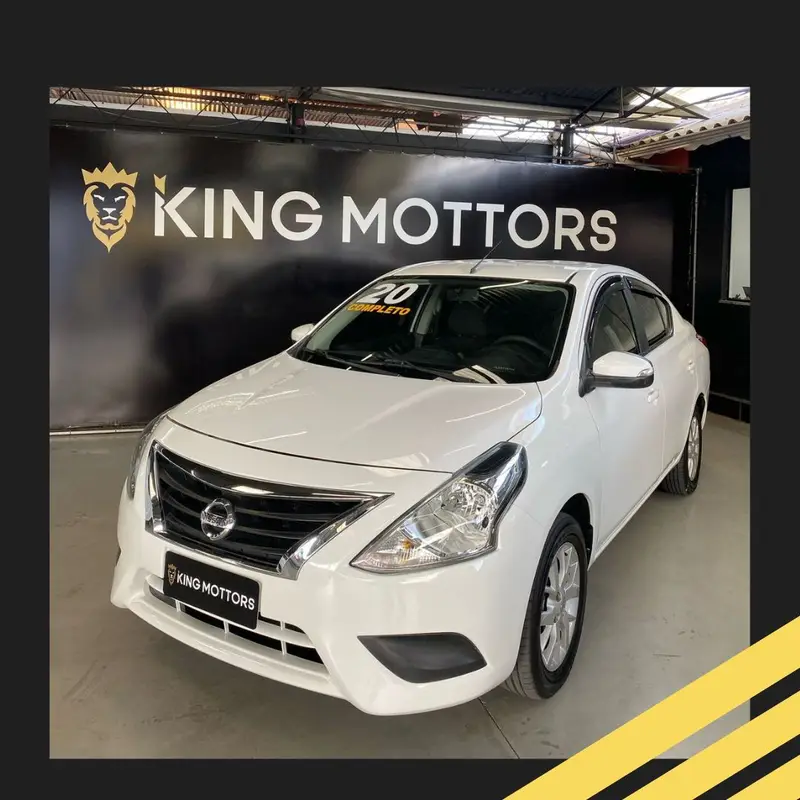 Nissan Versa 1.6 16V SV (Flex)
