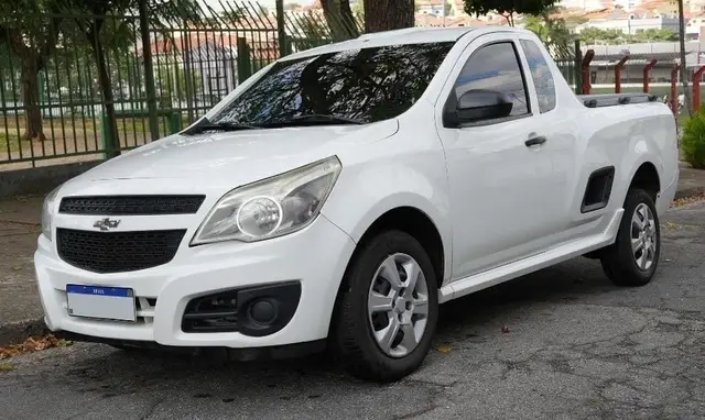 Carro Chevrolet Montana 2018 LS 1.4 (Flex)