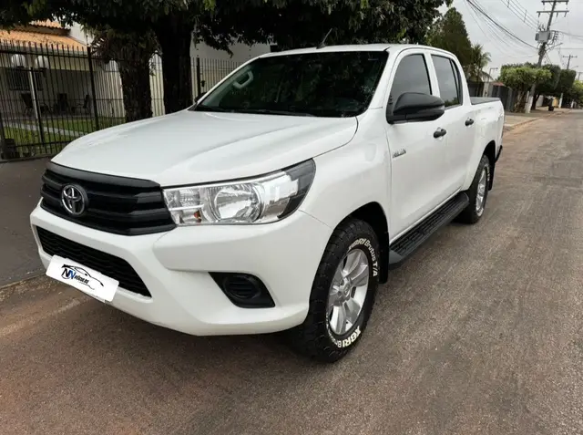 Carro Toyota Hilux Cabine Dupla 2019 Hilux 2.8 TDI CD STD 4x4 (Power Pack) (Diesel)