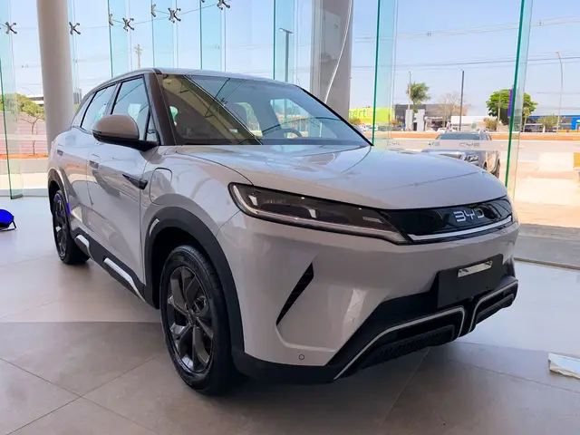 Carro BYD Yuan Pro 2025 Pro