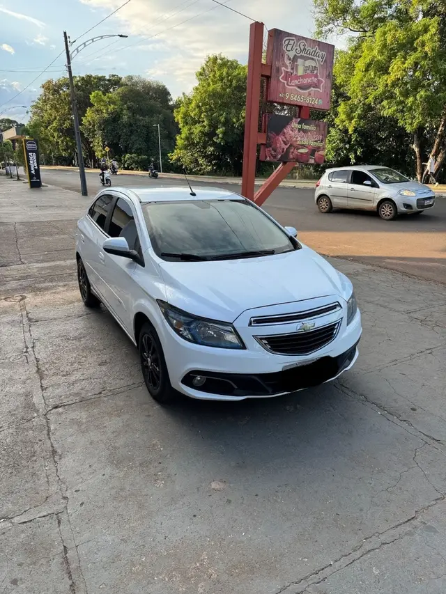Carro Chevrolet Onix 2014 1.4 LT SPE/4