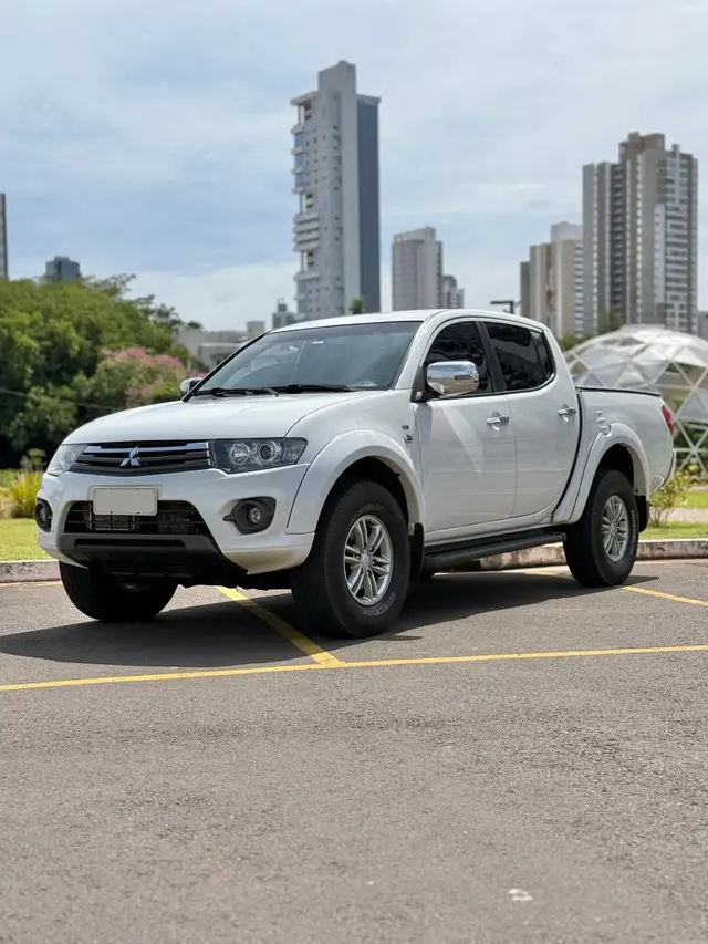 Carro Mitsubishi L200 Triton Sport 2016 3.2 DID-H HPE Auto 4WD