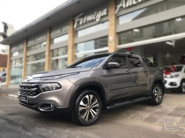 Carro Fiat Toro 2018 Freedom Road 1.8 16V Flex Aut.