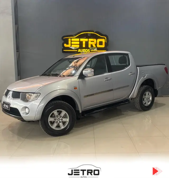 Carro Mitsubishi L200 Triton Sport 2009 L 200 Triton HPE 4x4 3.2 (cab. dupla)
