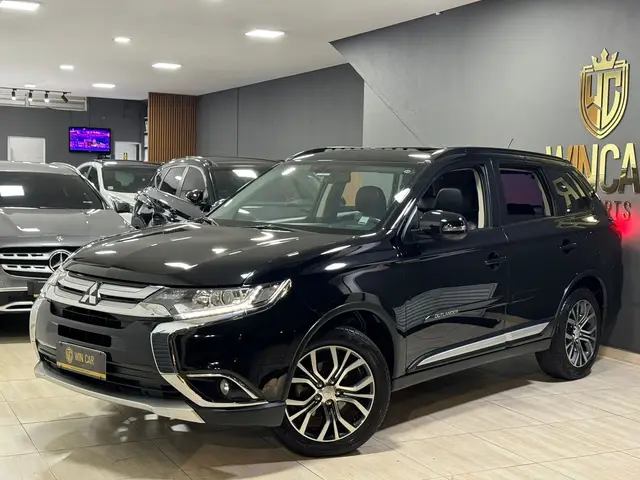 Carro Mitsubishi Outlander 2017 2.0 16V CVT