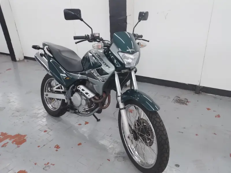 Honda NX 4 Falcon 400