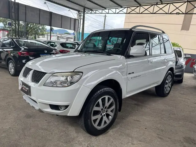 Carro Mitsubishi Pajero TR4 2013 2.0 16V 4X4 (Flex) (Aut)