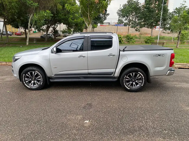 Carro Chevrolet S10 Cabine Dupla 2019 S10 2.5 ECOTEC SIDI LTZ 4WD (Cabine Dupla) (Aut)
