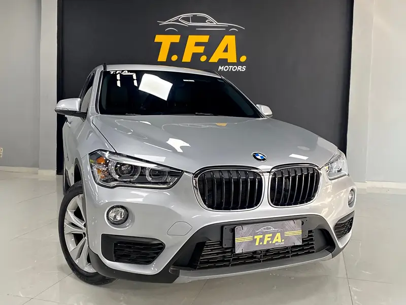 BMW X1 2.0 sDrive20i GP ActiveFlex