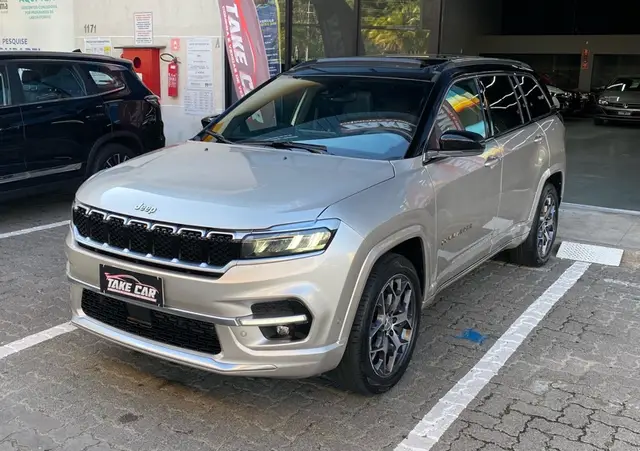Carro Jeep Commander 2022 Overland T270 Flex (Aut)