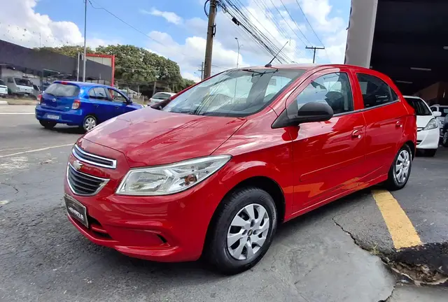 Carro Chevrolet Onix 2015 1.0 LT SPE/4
