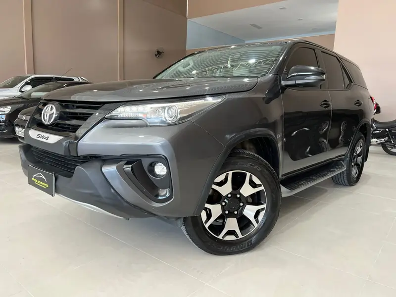 Toyota SW4 2.8 TDI SRX Diamond 7L 4x4 (Aut)