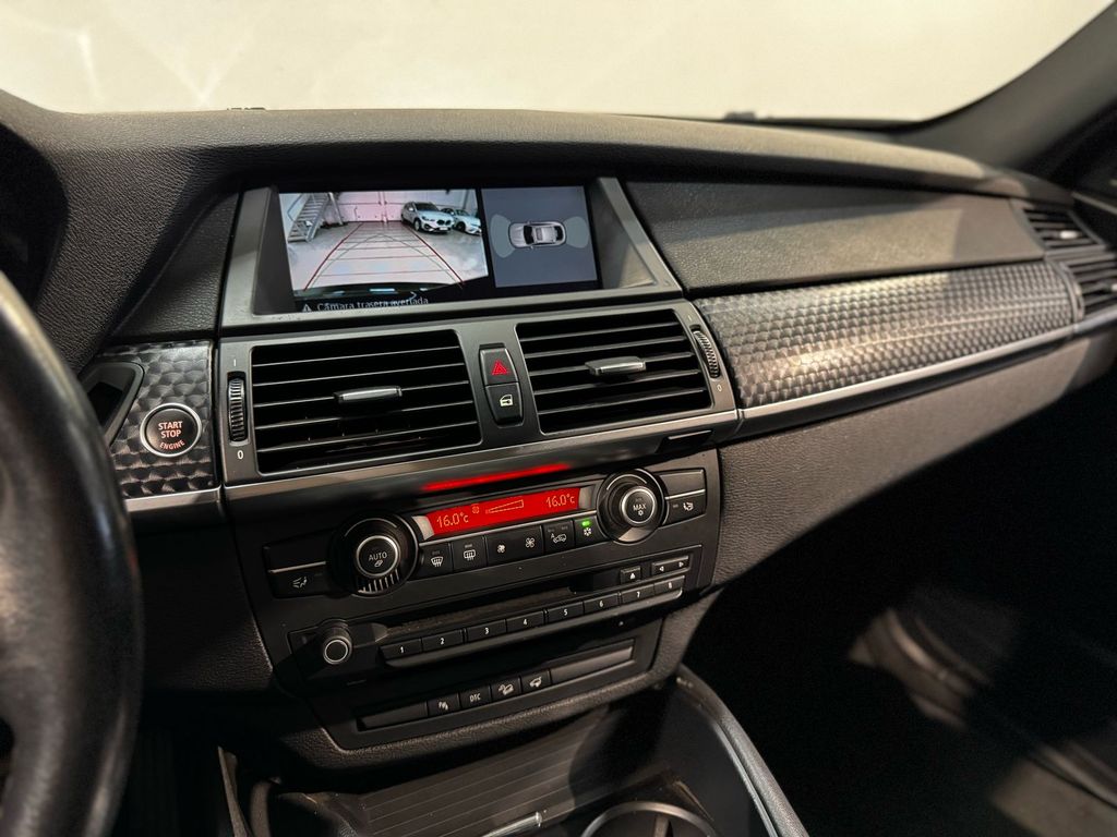 X6 xDrive50i