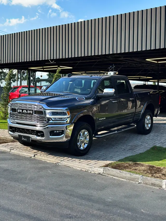 Carro RAM 2500 2021 Ram 2500 CD 6.7 4X4 Laramie