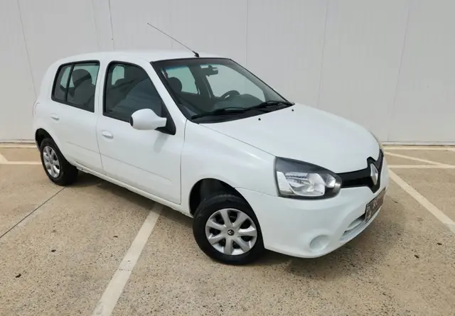 Carro Renault Clio 2016 Expression 1.0 16V (Flex)