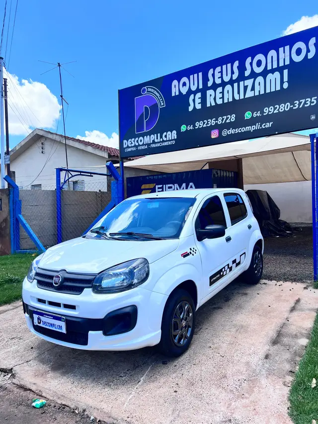 Carro Fiat Uno 2021 Attractive 1.0