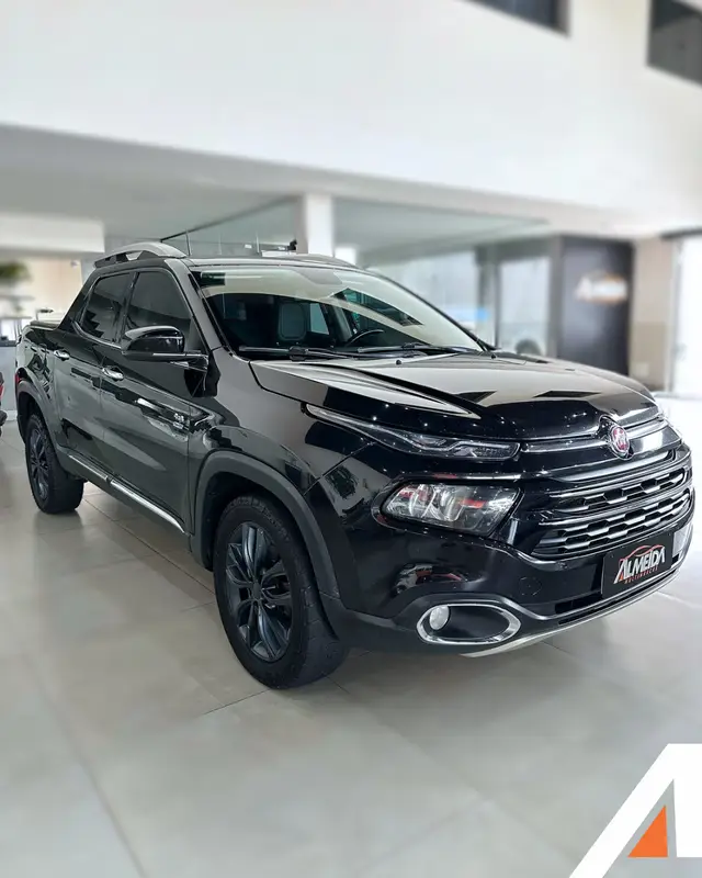 Carro Fiat Toro 2019 Volcano 2.0 diesel AT9 4x4