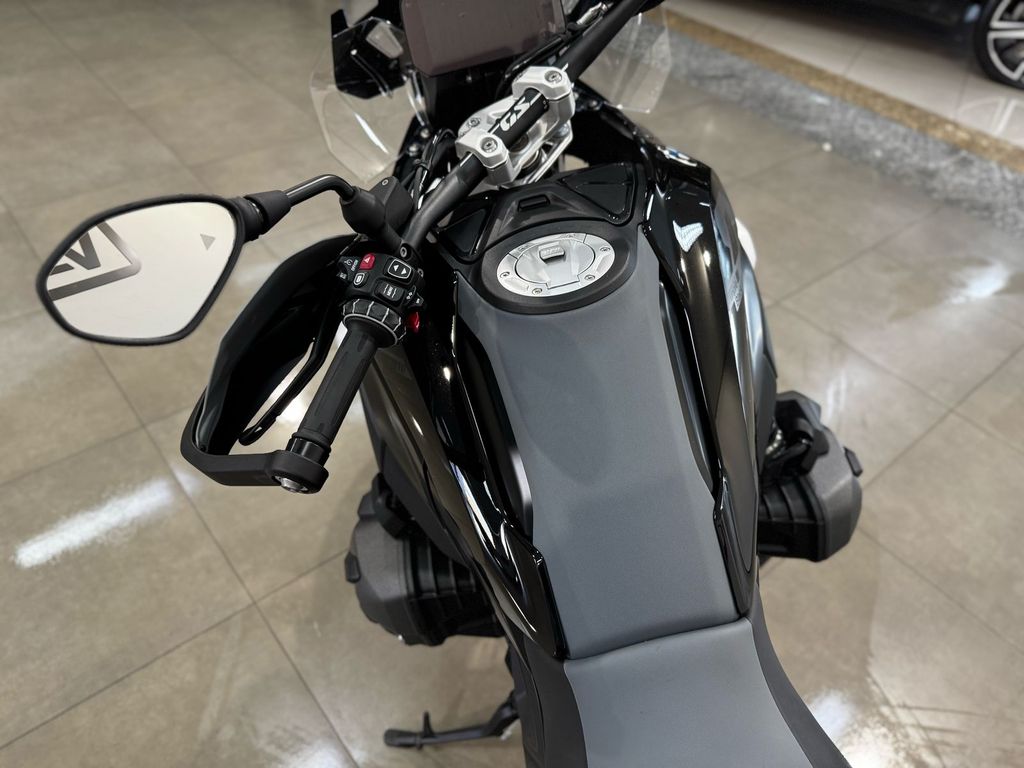 R 1300 GS Triple Black