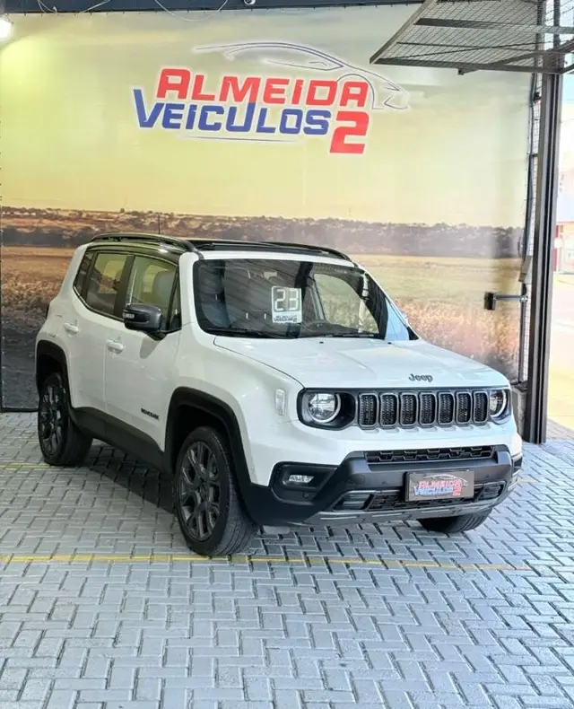 Carro Jeep Renegade 2023 Série S T270 1.3 Turbo 4x4 (com Teto Solar)