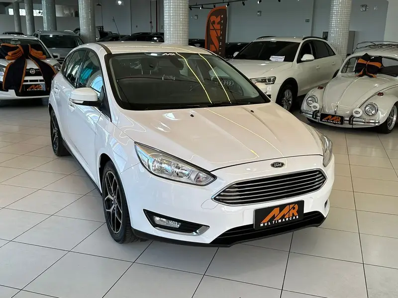 Ford Focus Sedan Titanium 2.0 PowerShift