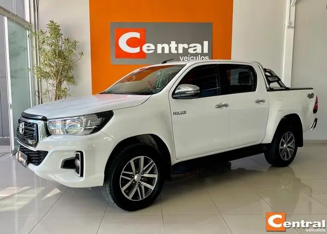 Carro Toyota Hilux Cabine Dupla 2020 Hilux 2.8 16v TDI SRV CD 4x4 (Aut)