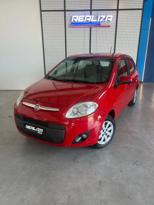 Carro Fiat Palio 2013 Attractive 1.0 8V (Flex)