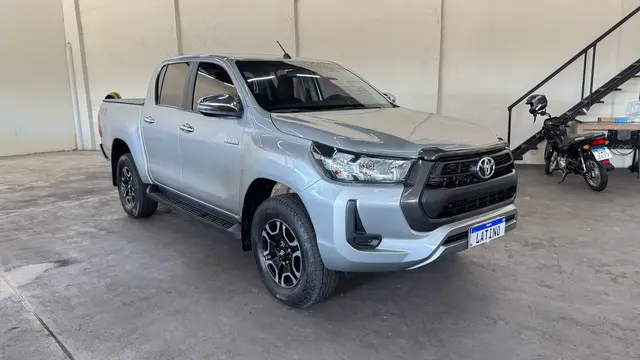 Carro Toyota Hilux Cabine Dupla 2021 STD Power Pack 2.8 TDI CD 4x4