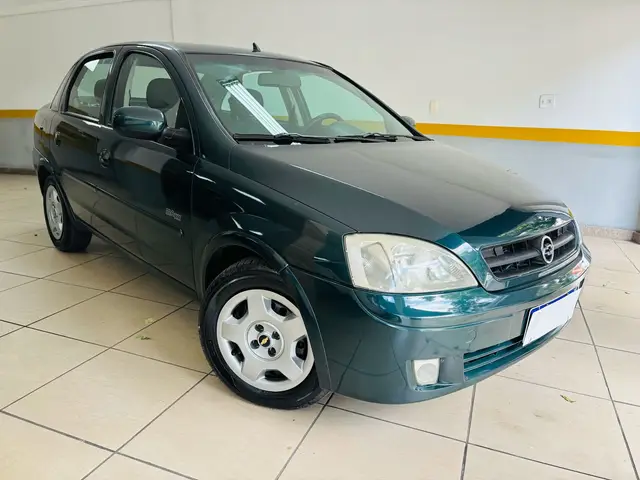 Carro Chevrolet Corsa Sedan 2005 Maxx 1.8 (Flex)
