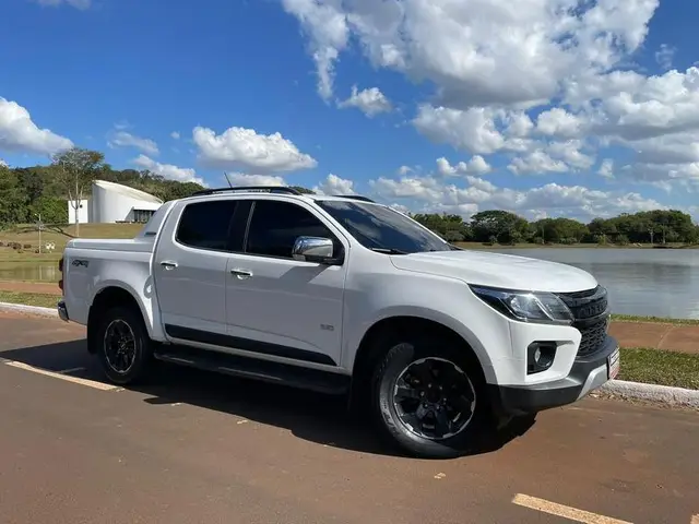 Carro Chevrolet S10 Cabine Dupla 2022 S10 2.8 CTDI High Country 4WD (Cabine Dupla) (Aut)