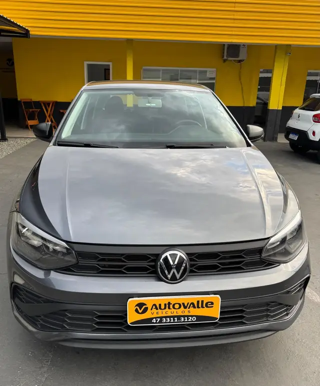 Carro Volkswagen Polo 2024 Track 1.0 Flex 12V 5p