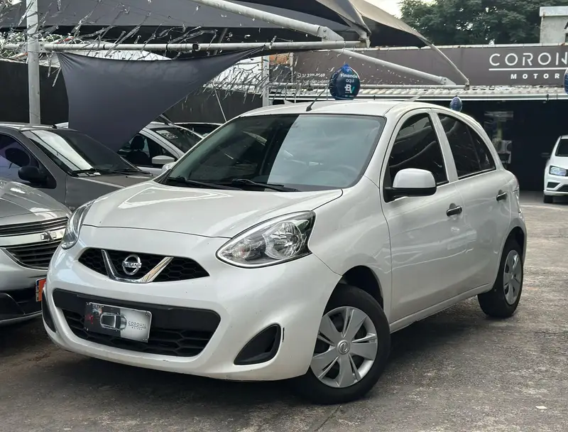 Nissan March 1.0 12V S (Flex)