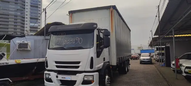 Carro Iveco Tector 2010 240E25 6x2 2p (diesel)
