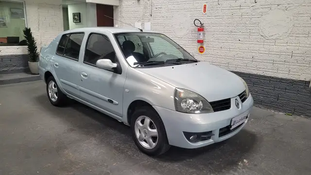 Carro Renault Clio Sedan 2009 Privilége 1.6 16V (flex)