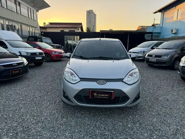 Carro Ford Fiesta Sedan 2013 Sed. 1.6 8V Flex 4p