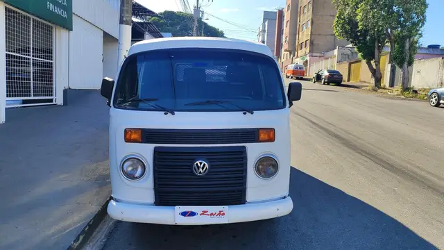 Carro Volkswagen Kombi Furgão 2009 1.4 (Flex)