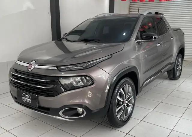 Carro Fiat Toro 2019 Volcano 2.0 diesel AT9 4x4