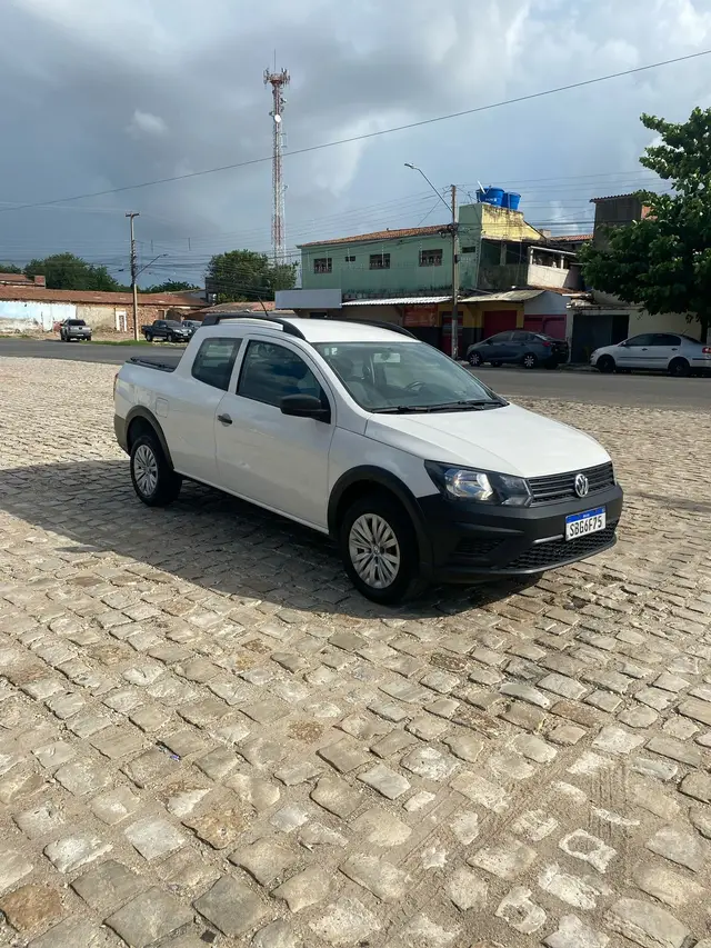 Carro Volkswagen Saveiro 2023 Robust 1.6 MSI CD (Flex)