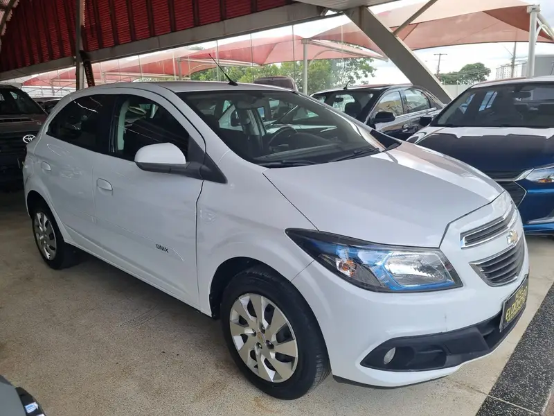 Chevrolet Onix 1.4 LT SPE/4